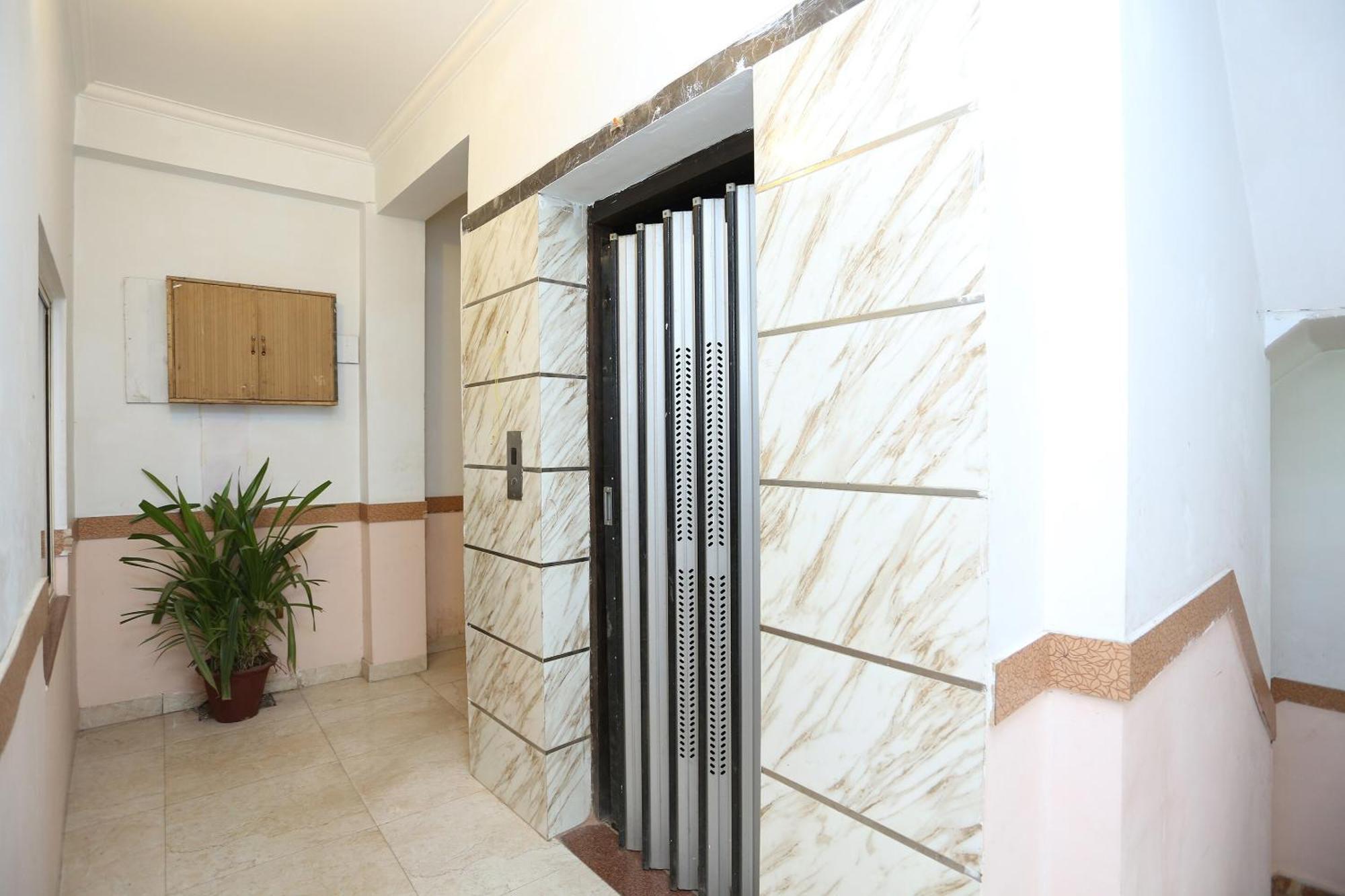 Hotel Collection O Patankar Bazar Formerly Shree Maa 4*