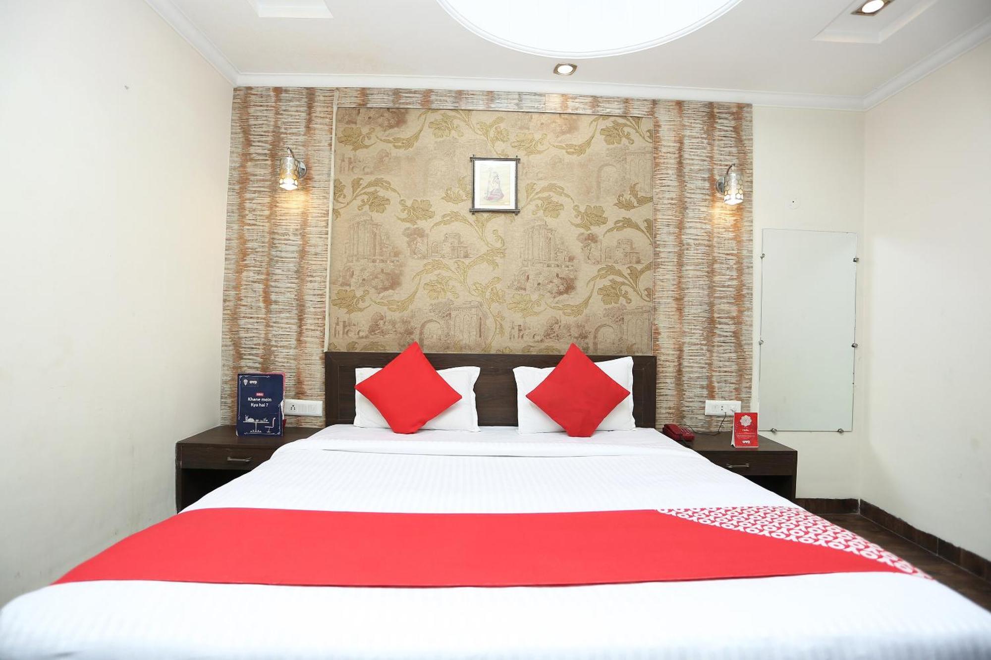 Collection O Patankar Bazar Formerly Shree Maa Hotel 4*