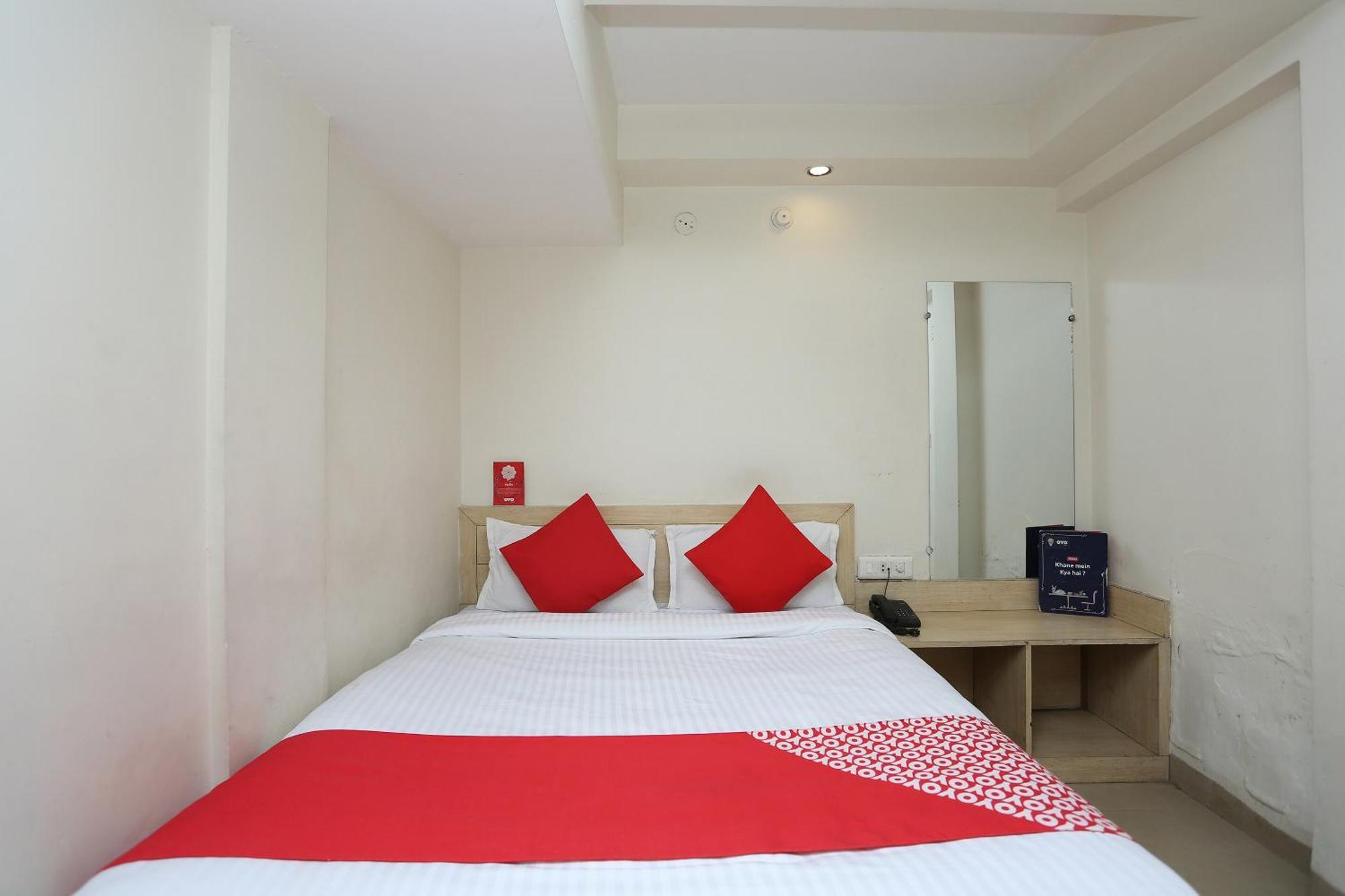 Hotel Collection O Patankar Bazar Formerly Shree Maa 4*