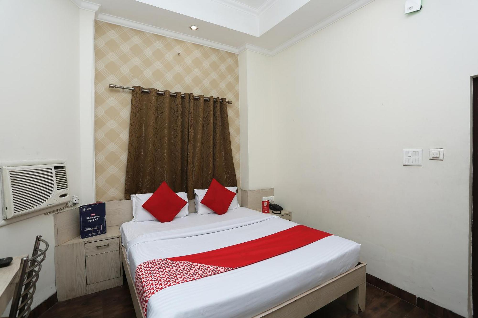 Collection O Patankar Bazar Formerly Shree Maa Hotel Gwalior